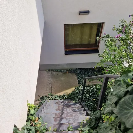 Small House On Vrbica Prázdninový dům